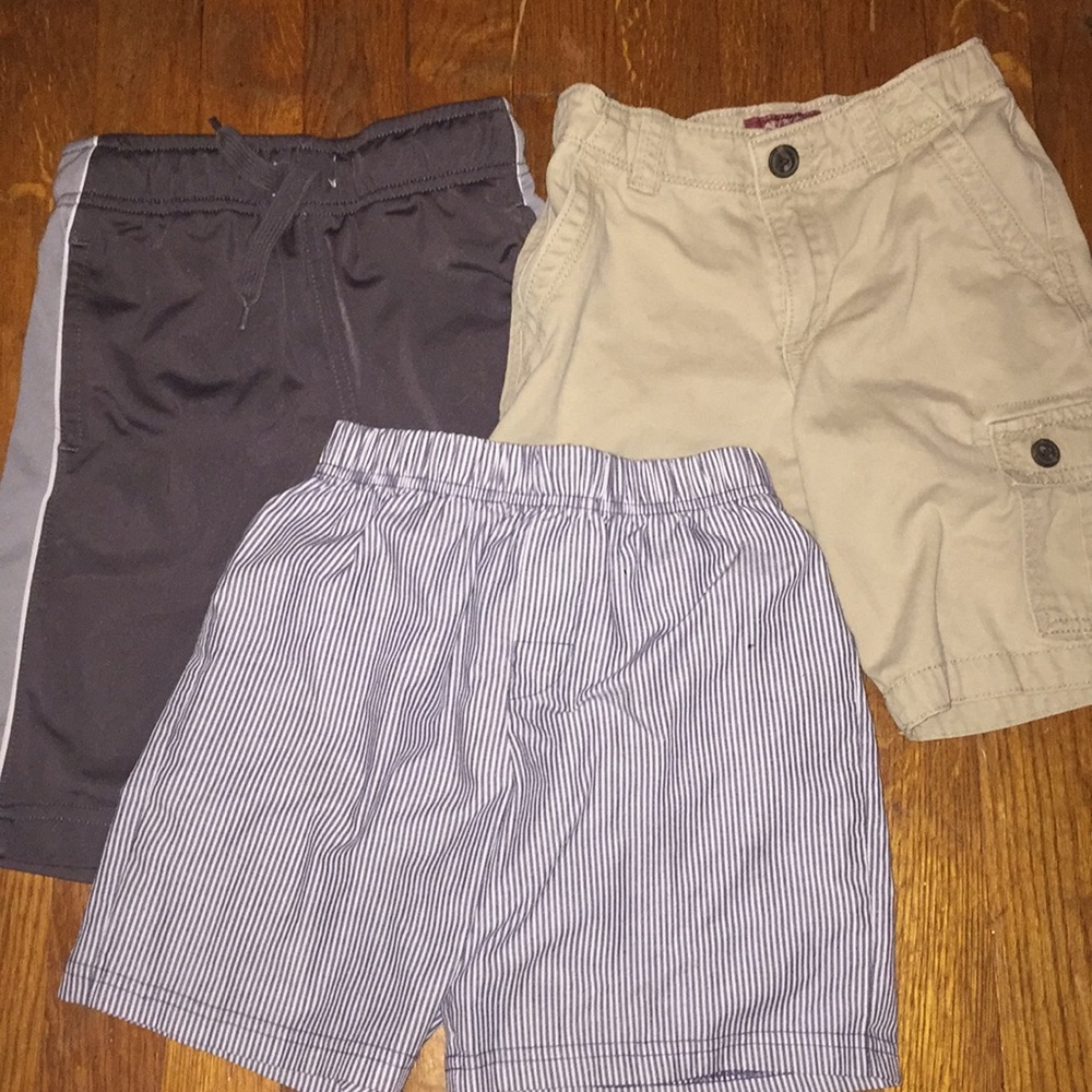 3 pairs of boys shorts size 6